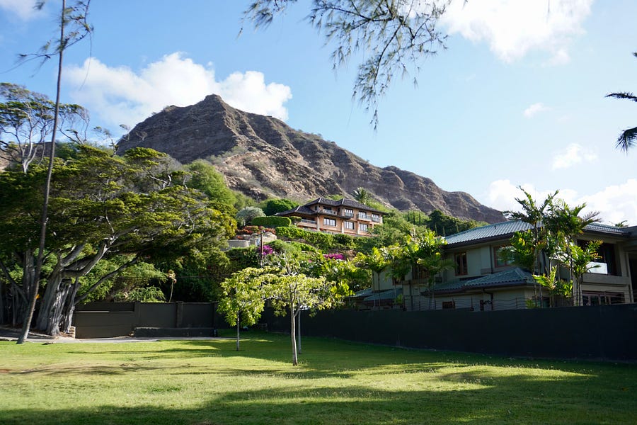 📷 Letter 82: Do Nothing, Photography, Emptiness, Identity, Mantras, Slowpoking, Traveling Abroad